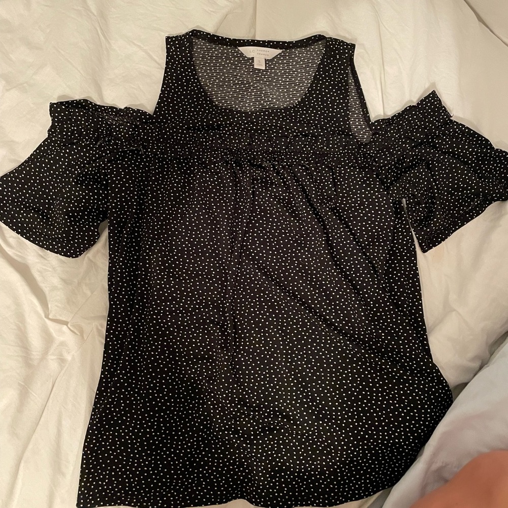 LC Lauren Conrad Women’s S Cold Shoulder Top